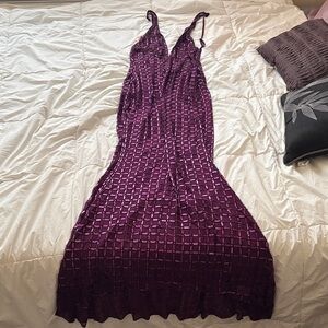 Oh Polly Audrey Embellished Halter-neck Gown in Deep Purple Size 8